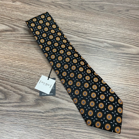 W.H. Belk Other - W.H. Belk NWT Black w/ Gold & Blue Check Tie